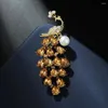 Broches broche de pavão de luxo para homens homens pinos de colarinho de cristal de moda animal banquete de strass de pérola Acessórios diários de jóias