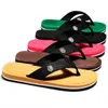 Zapatillas de verano Men Flip Sandals Beach Sandals Novlip Zapatos planos casuales 2023 Casa interior para toboganes al aire libre 240412