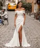 Elegante Meerjungfrau Hochzeitskleid von der Schulter weich Satin Long Brautkleider Seitenschlitz abnehmbarer Zug Vestido de Noivas Rode de Morrie Custom Made gemacht