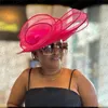 Big Derby Düğün Başlığı Kadın Çay Partisi Fascinator Hat Zarif Femme Yarış Kilisesi Chapeau Cap Fantezi Tüylü Çiçek Hil Kutusu Kent Kentucky Fascinators