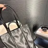 Top Bote Bag della borsa di lusso Sagna da uomo Borsa da uomo Pulnella in pelle Stume all'ingrosso Vesti Bright Crossbody Borsa per la spesa di grandi dimensioni Borsa Hobo