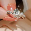 Band caoshi tidlösa smycken bröllop band lady mode lysande zirkoniumfinger ring för engagemang stilfulla tillbehör för kvinnor