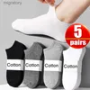 Erkek Çoraplar Erkekler ve Kadın Nefes Alabilir Pamuk Çoraplar Görünmez Kısa Çoraplar Spor Çorap Katı Dosya Siyah ve Beyaz Gri 5 Çift YQ240423