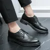 Vestido sapatos de couro para homens confortáveis confortáveis que não deslizam o desgaste de negócios britânicos casuais estilo explosivo selvagem primavera e outono principal push