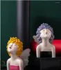 装飾的な置物ノルディックインシクリエイティブアブストラクトキャラクター樹脂妖精の女の子の彫像装飾装飾アートホームリビングルームテーブルクラフト