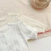 Cappotti per neonati bambino cardigan primaverile estate dolce protezione solare cavo solido cappotto sottile per neonati cotone morbido per bambini abiti da ragazza