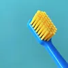 ヘッドカラフルな大人の歯ブラシ3パック家庭用柔らかい髪の細かく濃い髪の植え付け品質毎日のクリーニング歯ブラシ