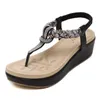 Klädskor 2024 sommarkvinnor 3 cm plattform 5 cm kilar höga klackar sandaler kvinnliga kristall flip flops sandles lady bohemian strand chunky