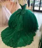 Vestido de quinceanera verde requintado do ombro V apliques de peças de baile de festas