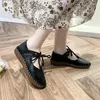 Buty swobodne kobiety Single 2024 Spring Sofe Sole Non-Slip Oxfords Flat Comfort Lace Up Light Walking Round Balet