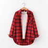 Kvinnor BLOUSES 2024 Autumn Loose Casual Women Plaid Shirt Fresh College Style Långärmning och toppar damer flanell kontrollerade kläder