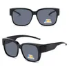 Lunettes de soleil Iboode Polarise Sunglasses Cadre pour Myopia Driver Classic Sun Grasses Men UV400 Polarize Lènes Universal Optical Eyewear Frame 240423