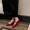 Повседневная обувь дизайн бренд мода Мэри Джейн Патент Кожа Женщины Круглый Ноги пряжка для пояса Zapatos mujer низкие каблуки chaussures femme