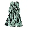 Casual jurken vrouwen lente jurk retro print maxi met lantaarn mouwen hoge taille riem dames A-lijn losse zoom val slank