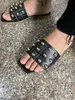 Kvinnor tofflor nitar läder mode öppet tå platt flip flops strand all-match enkel gladiator sandaler för mujer 240409