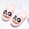 Slipper röd panda tofflor för pojke flicka hemskor sommar män kvinnor flip flops mjuka hus tofflor strand unisex kudde bilder barn