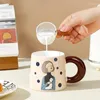 Muggar Creative Cartoon Girl Ceramic Breakfast Milk Mug Coffee With A Spoon Office Handgrip Water Cup Hushåll Köksdryckware