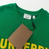 Yaz T-Shirt Tasarımcısı Klasik Tek Satır Mektup Baskı% 100 Saf Pamuklu Vintage Yuvarlak Boyun Kısa Knolu Kısa Kısa Moda Günlük Erkekler ve Kadın Çok yönlü Giyim