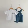 Kläder set sommar baby overall set pojke flicka barn bokstav kort ärm toppar jeans 2 st spädbarn lös retro denim hängen byxor