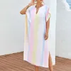 Täck upp strand regnbågen färgad lång solskyddsklänning med sidoslits V-hals kjol