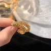 Gold Diamond Design Stud с высококачественной гладкой поверхностью Active Brivet Серьги 18K Rose эти женщины с оригинальными кольцами Carrtiraa