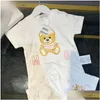 Ensembles de vêtements bébé combinaison décontractée ours lettre à manches courtes ensembles de coton d'été shorts en coton mignon de survêtement blanc gris 66-100 cm