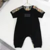 Merk pasgeboren jumpsuits voor en achter splicing ontwerp peuter kleding maat 59-100 cm baby crawling pak baby bodysuit 24april