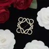 Simple Letter Pins Brooch Luxury Designer Jewelry For Women Gold Broochs Mens Casual Clothing Suit Pin Brooches