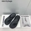 la fila Flip-Flops Sola Suola femminile 2023 Nuovo estate Nuovo Sumpi le pantofole piatte a piede piatto semplice può indossare sandali esterni