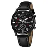 Montre-bracelets 4 / 1pcs Hommes Montres Set Luxury Fashion Design en cuir Watch Quartz Men de montre Clow
