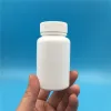 ボトル50pcs 10ml 30ml 60ml 100ml 100ml白いプラスチックの空の錠剤ボトルjar粉末塩塩化粧品コンテナ小​​売無料配送