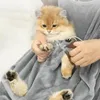 Kattbärare Sling Carrier förkläde varm bröstkorallfleece kattunge sovsäck med justerbar fickstorlek