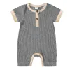 Één-stuks baby jumpsuit lente herfst herfst jumpsuits met lange mouwen babykleding sets voor pasgeboren jongens solide bodysuit girls romper 0 tot 18 maanden