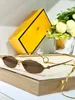Óculos de sol designers Moda Top Luxury Sunglasses para molduras de olho de gato Sombras de moldura grossa Sunnies UNisex Sunglasses Box
