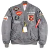 メンズジャケット新しいアルマーティン冬の太い飛ぶパイロットジャケットマンズ戦術ジャケットミリタリーウィンドプルーフ野球ジャケット2404