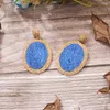 Boucles d'oreilles en pente transfrontalières colorées Raffia à la main