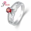 Clusterringen mode 925 Sterling Silver Ring Red Cubic Zirconia Cross Jewelry Party Enagaement Gift voor vrouwen Hoge kwaliteit