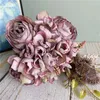 Dekorativa blommor Lyxig brittisk hortensia rosbukett Mariage med falskt gräs Silk Artificial Autumn Decoration Hand