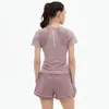 Ensembles actifs Summer Sportswear sans cheminée Nude Mesh Désaratoires rapides Deux pièces Running and Fitness Set pour les femmes