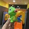 Décompression Toy Enfants créatifs Décompression Fidget Toys Pinchez Frog Dinosaure Tentrant la langue Soulagement Stress Toy Cadeaux de Noël pour les enfants D240424