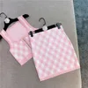 Zoete roze gebreide geruite rok 2 -delige sets voor vrouwen zomer sexy ucollar crop camisole tops bodycon mini pakken vrouwelijk 240417