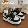 Casual Buty Damskie sporty sportowe platforma vintage Sneakers vulcanize Kawaii Spring 2024 Koreańska projektantka mody Tennis Femalem