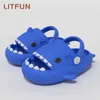 Slipper Litfun Kids Shark Slippers Fashion Children Cartoon Shark Sandals Girls Boys Home non-Slip Casual Sandale Sandals de plage extérieure Sandalsl2404