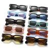 サングラスSO EI New Square Sunglasses Womens Vintage Rivet Trand Transparent Ocean Gradient Lens Shadow UV400 Mens Punk Sunglasses J240423