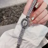 Montre-bracelets pour les nouvelles montres pour femmes Trois points de surthes Watch Top Brand de luxe en acier accessoires Accessoires LADE à quatre feuilles Fashion CCity