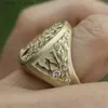 Band Rings Gorgeous Men Gold Color Flower Classic Vintage Design White Stone Party Accessories Gift H240424