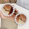 Solglasögon 2024 Fashion Alloy Round Pearl For Women Vintage Elegant Luxury Party Sun Glasses Ladies Bending Ben Shades Shades