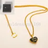 Lettre pendentif Colliers de créateurs Crystal Pearl Brand Letter Pendre Femmes 18K Titane en or