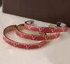 Bracelet classique ouverte ajusté en bracelet de haute qualité en acier inoxydable hommes bracelets de mode bijoux de créateur de mode 3717698