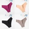 Culotte de femmes 4pcs / lot solide pour les femmes sales sans trace Lady Femme Comfort Brewable Underwear V-waist Design Lingerie